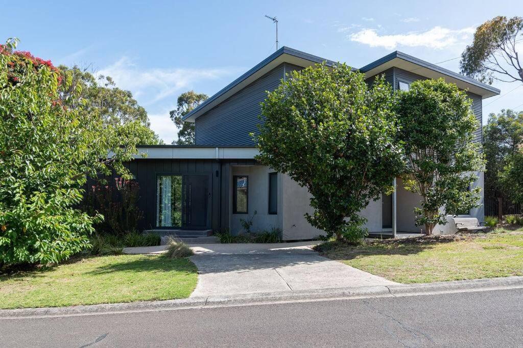 Flowering Gum House - Furry Friends Welcome Villa Anglesea Exteriör bild